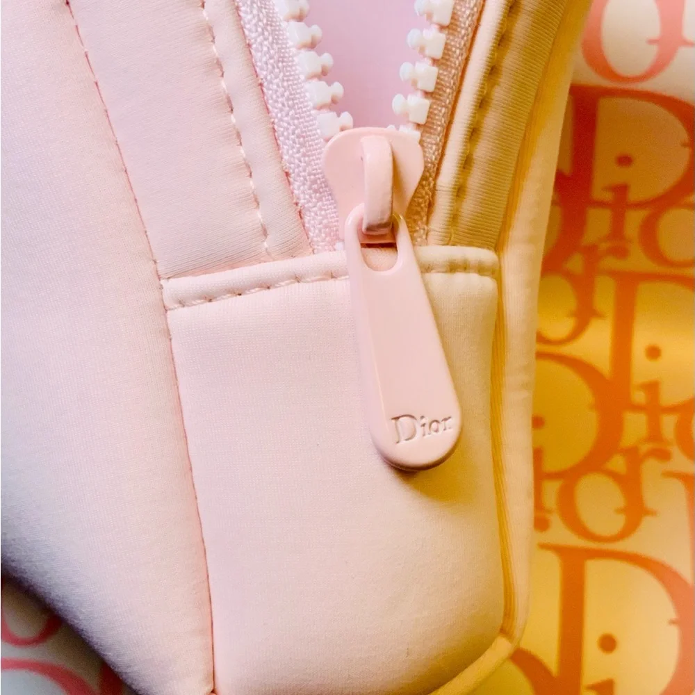 “Host Pick” Dior Pouch With Dior Compact Mirror